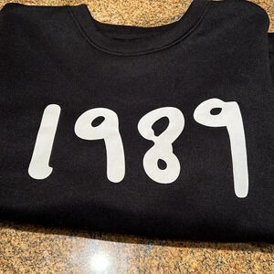 Taylor Swift Inspired 1989 Crewneck Sweatshirt